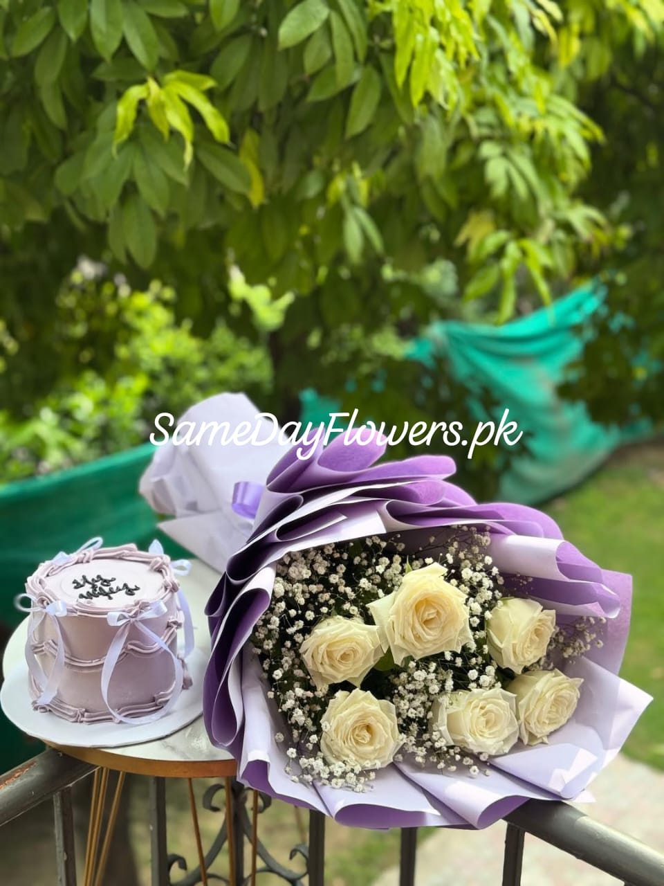 Flowers and Cake Combo Delivery Flowers and Cake Combo Delivery Lahore - SameDayFlowers.pk