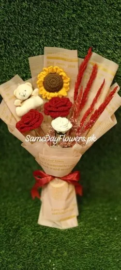 Crochet Flower Gift Lahore - SameDayFlowers.pk