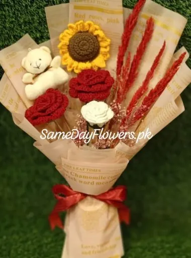 Crochet Flower Gift Lahore - SameDayFlowers.pk
