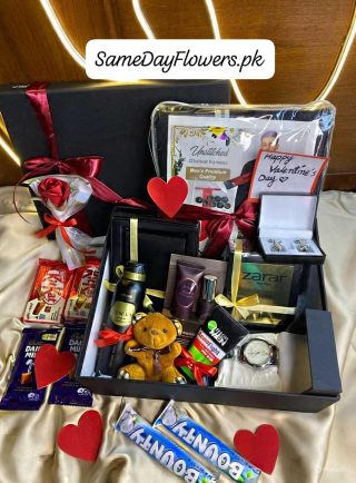 Valentine's Day Gifts for Men Lahore - SameDayFlowers.pk