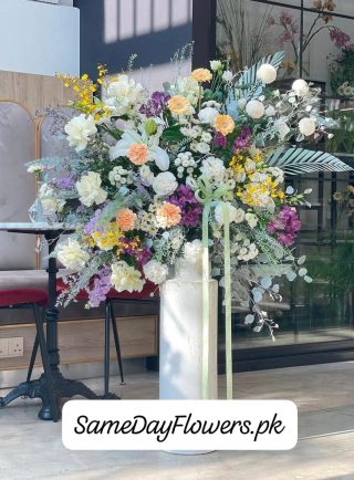 Wedding Flowers Arrangement Lahore - SameDayFlowers.pk