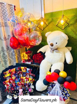 Valentine's Day 2025 Gifts Lahore - SameDayFlowers.pk