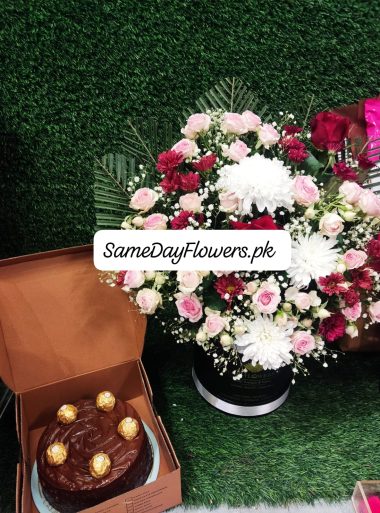 Cake and Flowers Deal Lahore - SameDayFlowers.pk