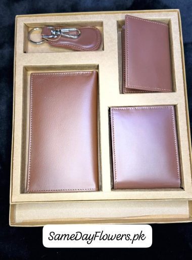 Valentine Gift for Men Pakistan - SameDayFlowers.pk