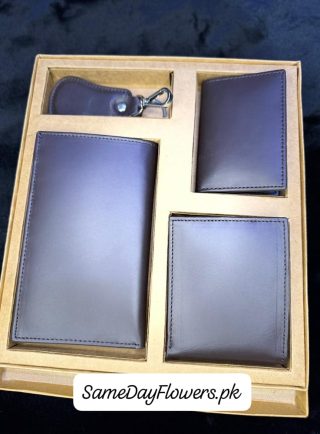 Leather Gift Set for Men Pakistan - SameDayFlowers.pk