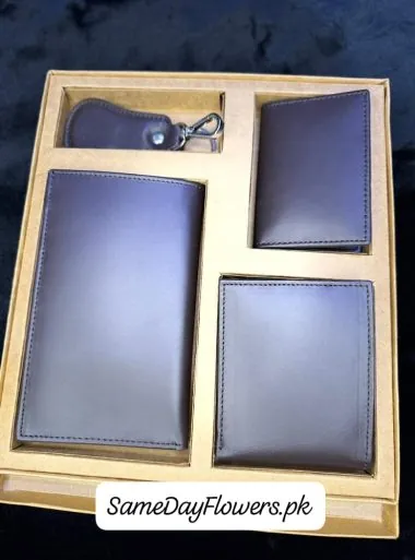 Leather Gift Set for Men Pakistan - SameDayFlowers.pk