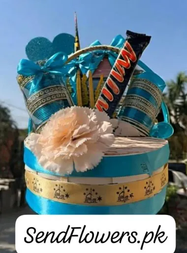 Eid Mubarak Gifts for Her Islamabad - SameDayFlowers.pk