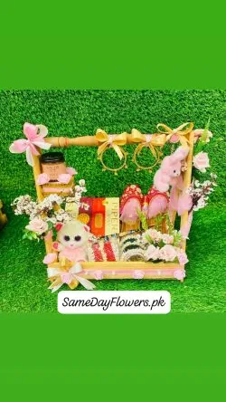 Eid Gifts basket for Her Lahore - SameDayFlowers.pk