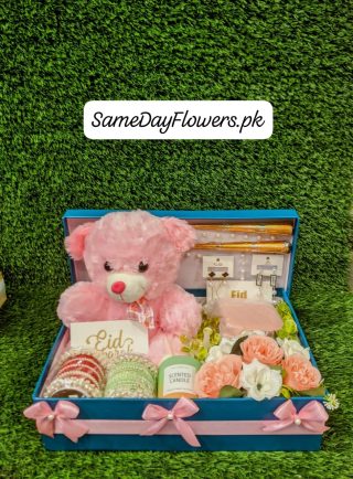 Eidi Basket for her Lahore - SameDayFlowers.pk