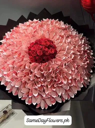 Eidi Money Bouquet Islamabad - SameDayFlowers.pk