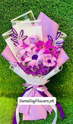 Mother's Day Gift Bouquet Lahore - SameDayFlowers.pk
