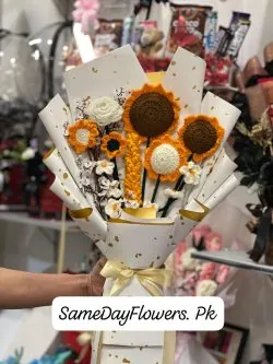 Crochet Sunflower Bouquet Lahore - SameDayFlowers.pk