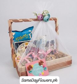 Gift Basket for Mom Lahore - SameDayFlowers.pk