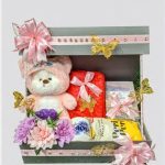 Best Gift for Mom Pakistan - SameDayFlowers.pk