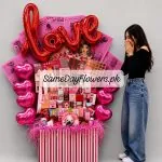Anniversary Gift for Her Lahore - SameDayFlowers.pk