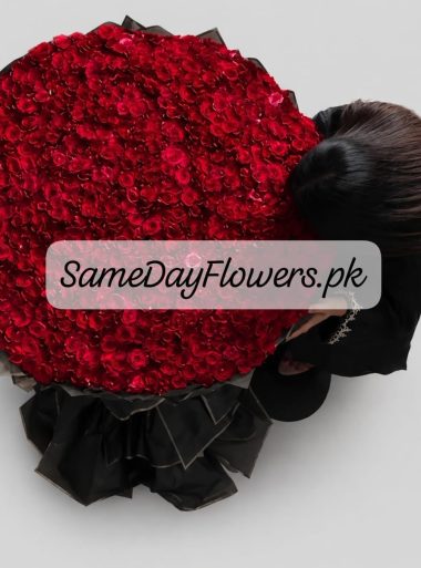 Flowers Delivery Pakistan from Canada - SameDayFlowers.pk