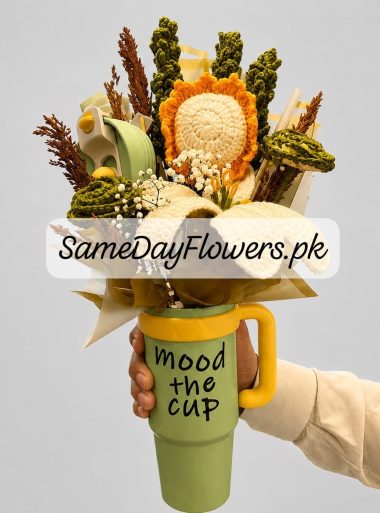 Mug and Flowers Lahore - SameDayFlowers.pk