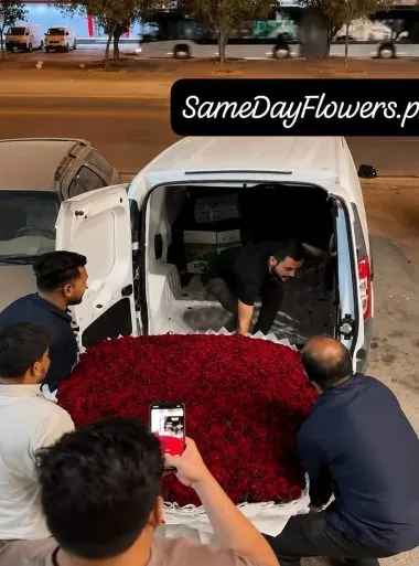 Flowers Delivery Pakistan from USA - SameDayFlowers.pk
