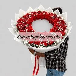 Mirror Flowers Bouquet Lahore - SameDayFlowers.pk