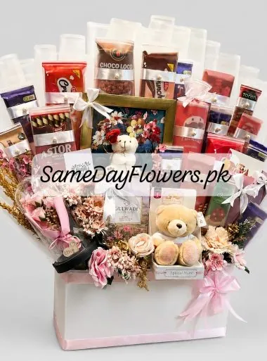 Chocolate Gift for Mom Lahore - SameDayFlowers.pk